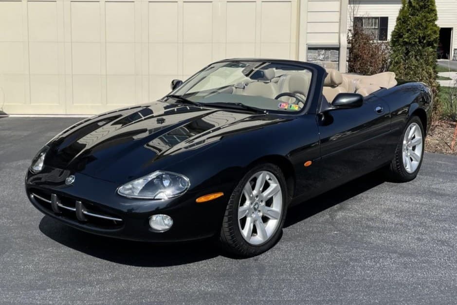 2003 Jaguar XK8 sold for $17,500