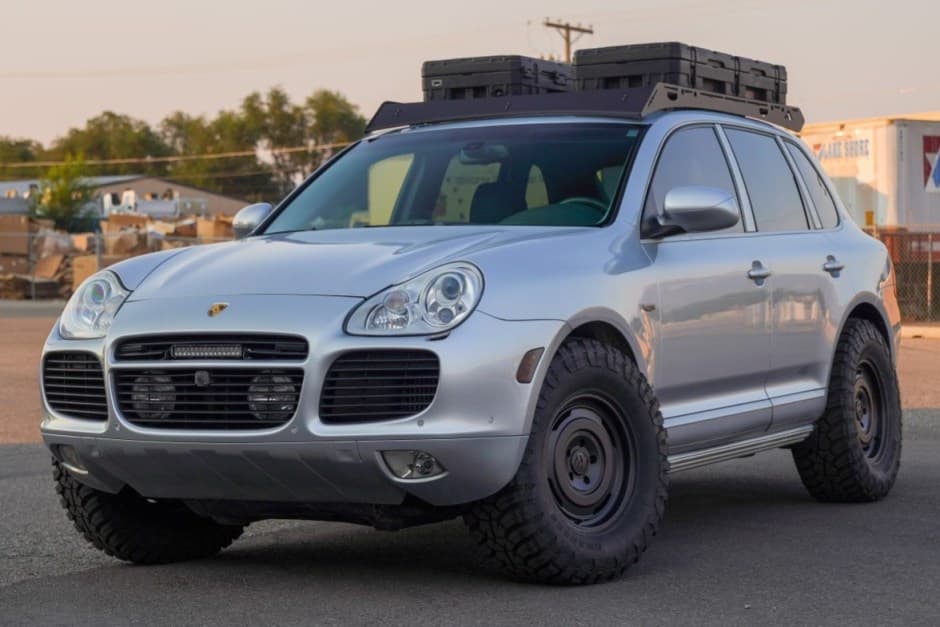 2004 Porsche 955/957 Cayenne (2003-2010) sold for $18,850