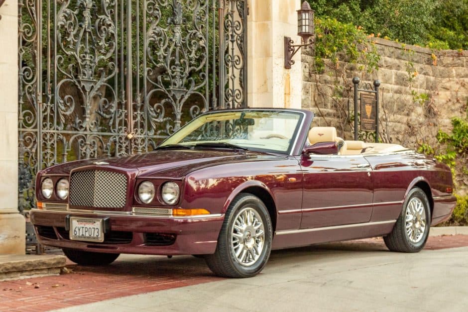2000 Bentley Azure sold for $56,500