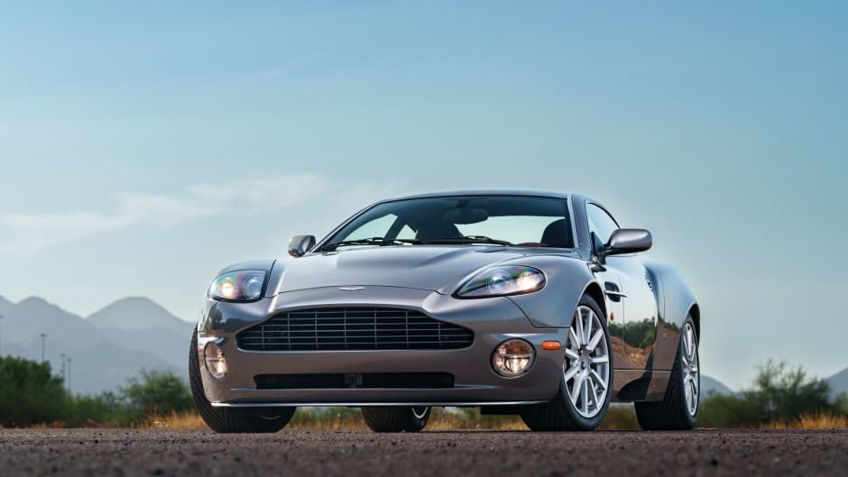 2005 Aston Martin Vanquish sold for $72,000