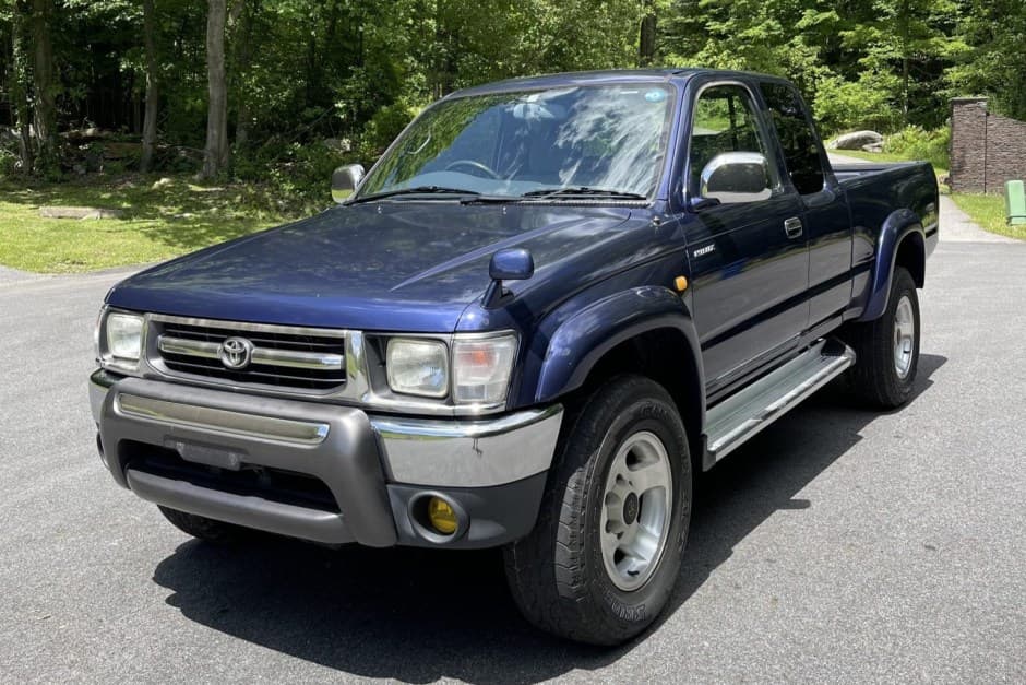 1998 Toyota Pickup (N80/90/100/110 1989-1997) sold for $16,750