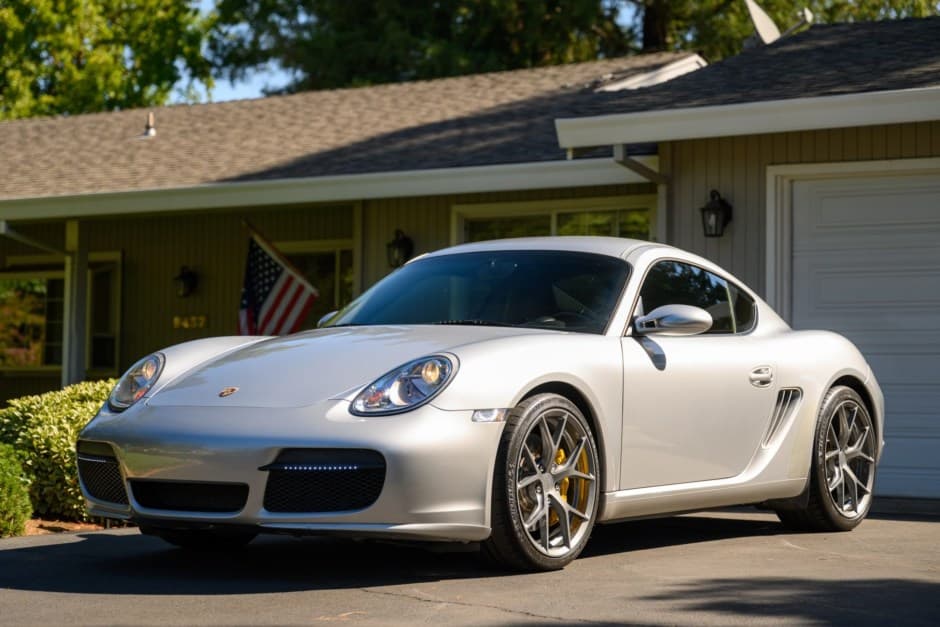 2006 Porsche 987 Cayman sold for $22,000