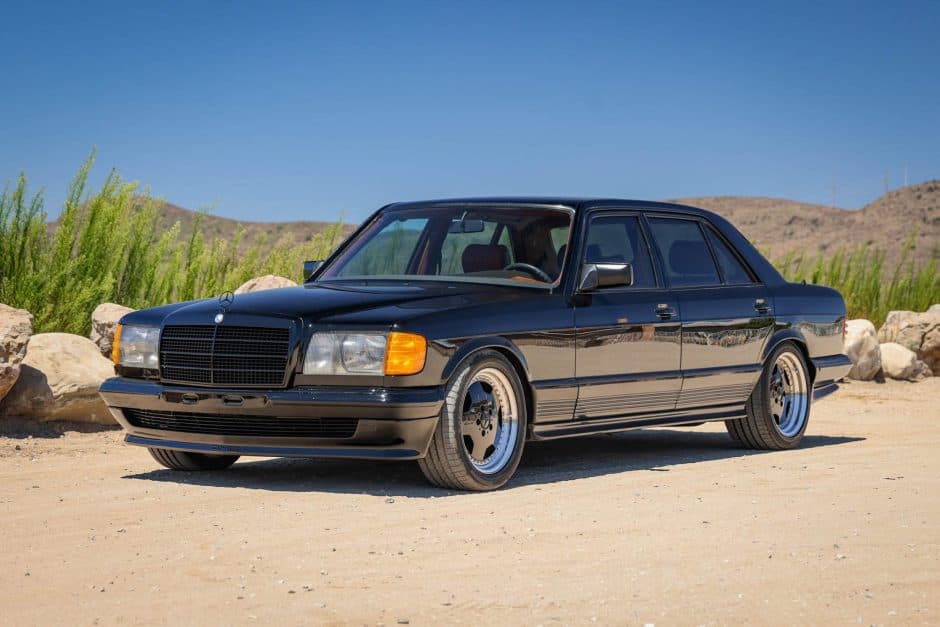 1982 Mercedes-Benz W126 S-Class sold for $39,999