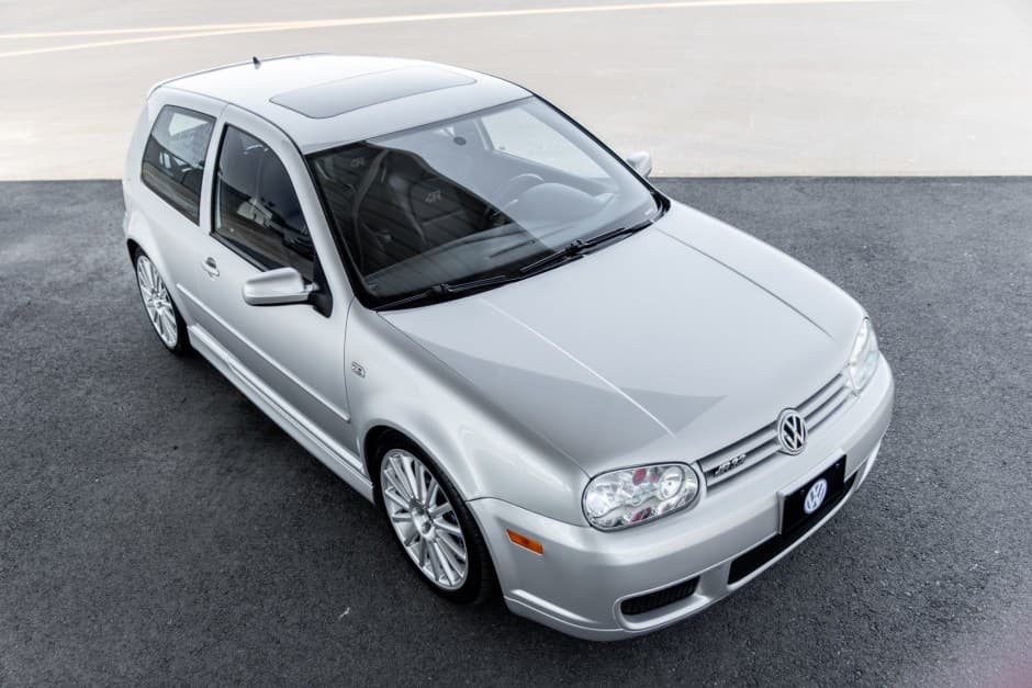 2004 Volkswagen R32 sold for $20,750