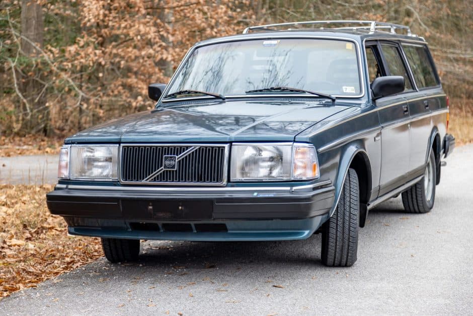 1987 Volvo 240 sold for $8,300