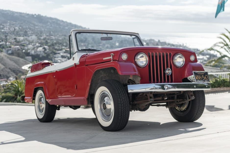 1968 Jeep Jeepster Commando sold for $26,250