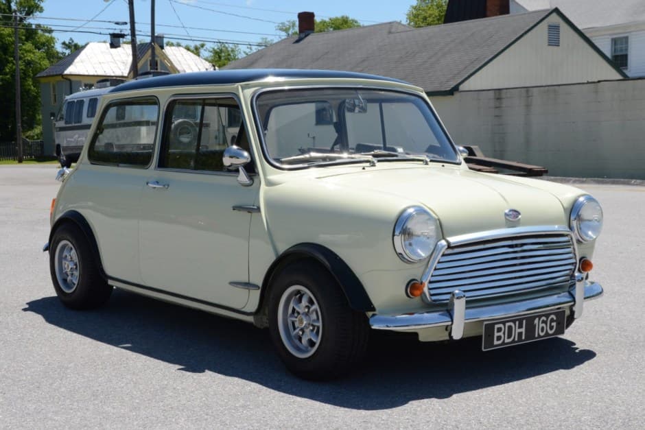 1969 Mini Mk I-III Cooper sold for $38,500