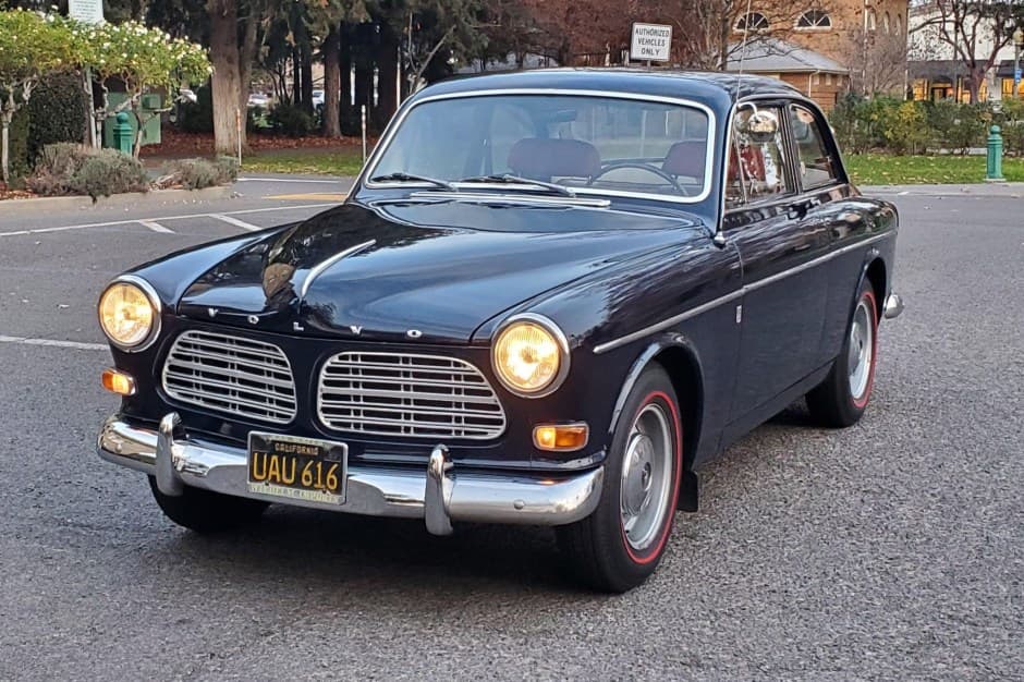 1967 Volvo Amazon sold for $24,000