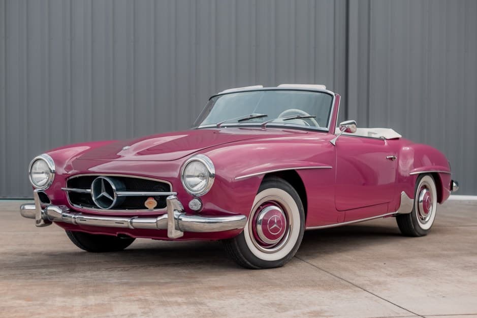 1960 Mercedes-Benz 190SL sold for $147,000