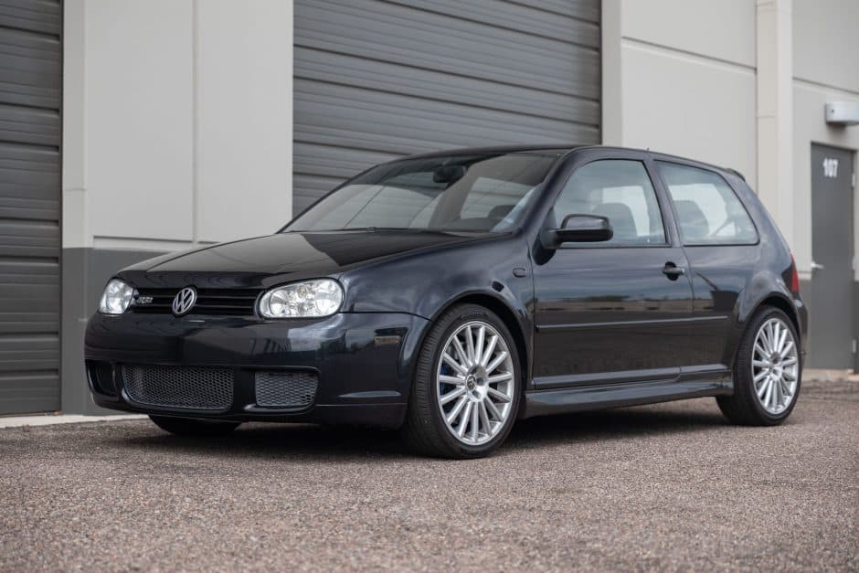 2004 Volkswagen R32 sold for $33,000