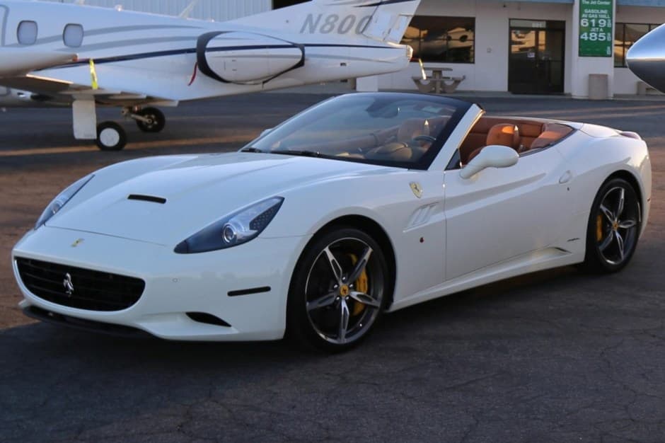 2014 Ferrari California sold for $82,000