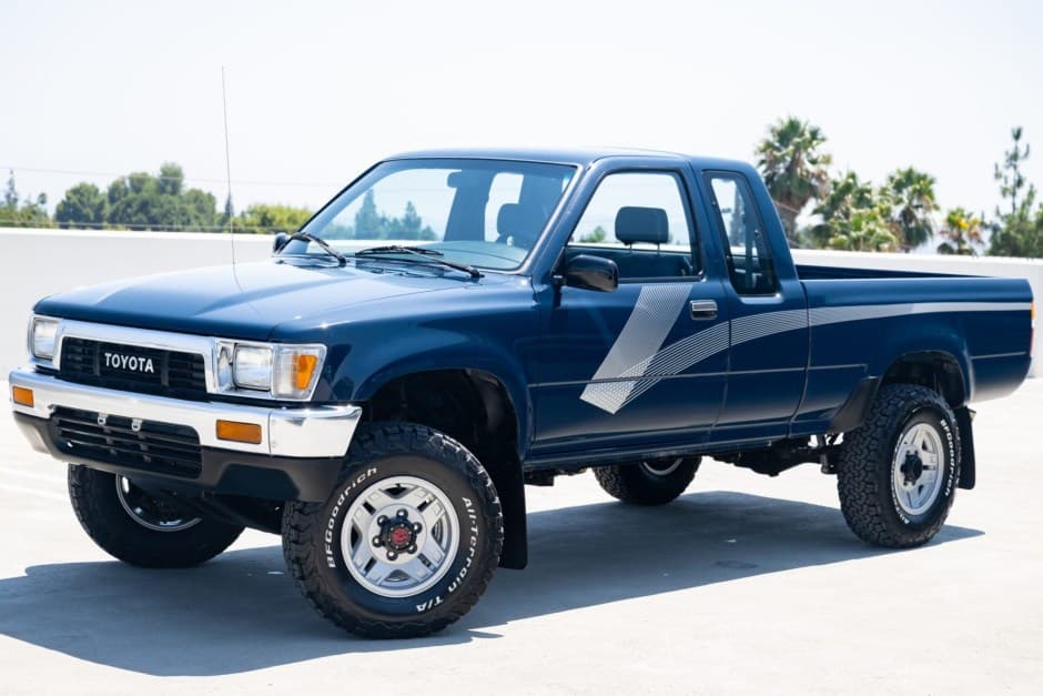1989 Toyota Pickup (N80/90/100/110 1989-1997) sold for $25,250