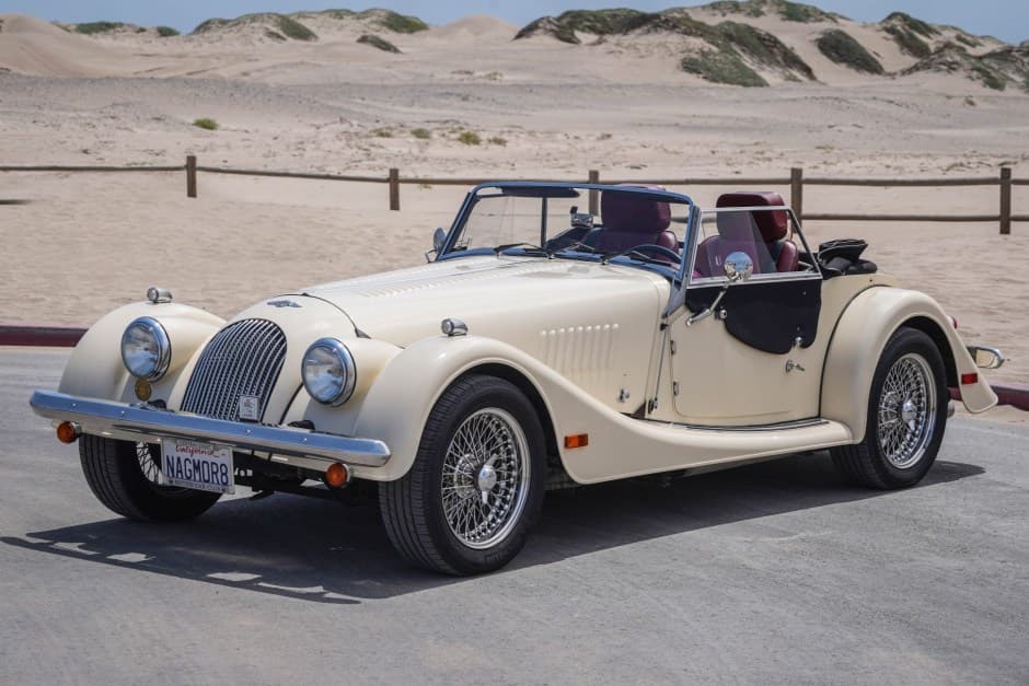 2003 Morgan Plus 8 sold for $77,500