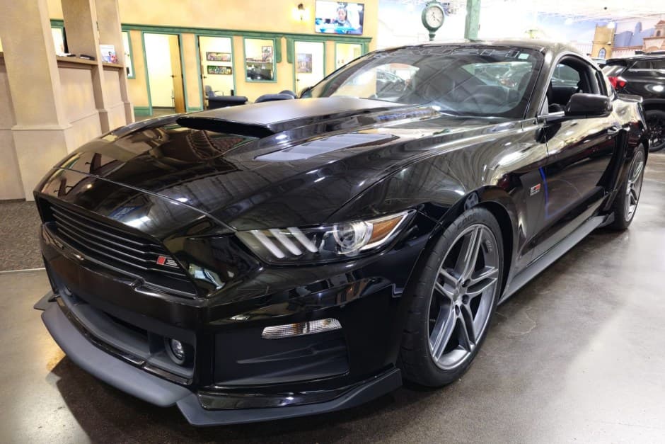 2016 Ford Mustang S550 sold for $39,500