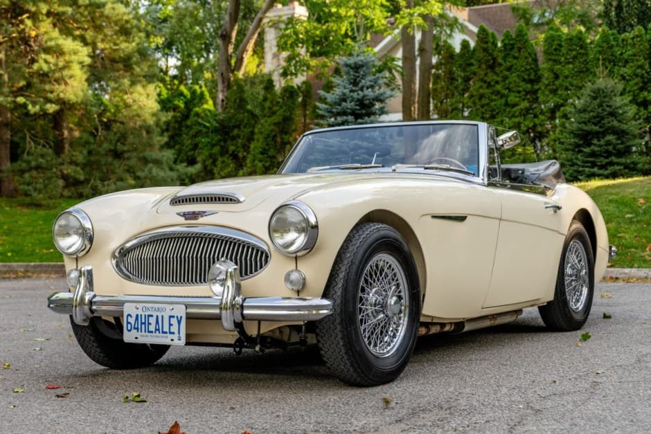 1964 Austin-Healey 3000 sold for $42,000