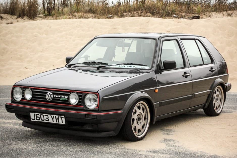 1991 Volkswagen GTI Mk2 sold for $4,688