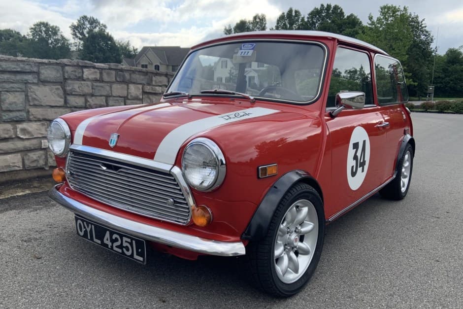 1972 Mini Mk III-Mk V sold for $11,250
