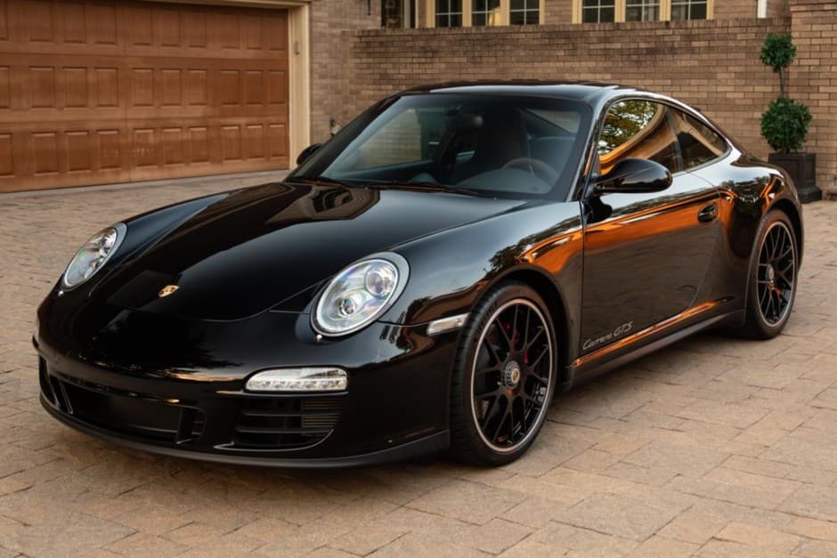 2012 Porsche 997 911 (Non-Turbo/GT2/GT3) sold for $161,000