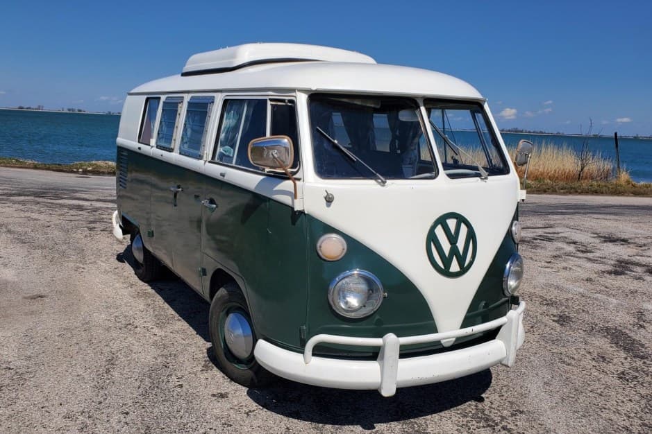 1967 Volkswagen Split-Window Camper sold for $34,750