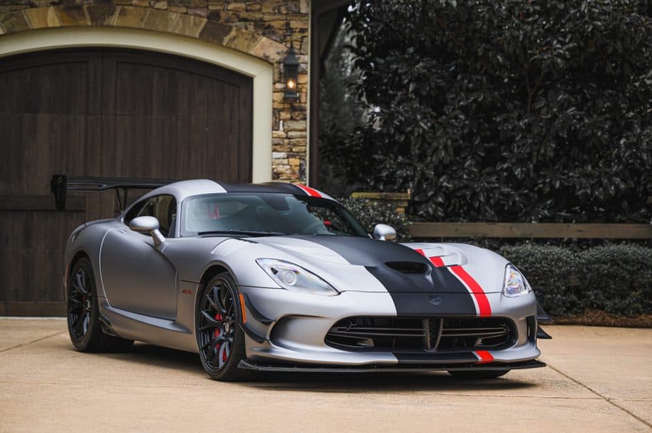 2016 Dodge Viper (2013-2017) sold for $270,000