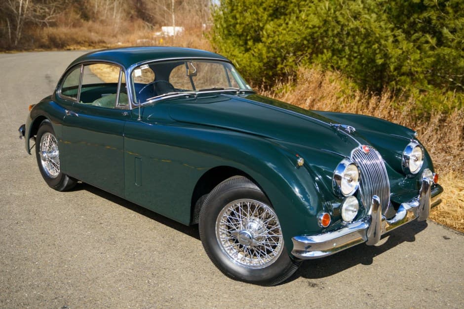 1960 Jaguar XK150 sold for $91,000