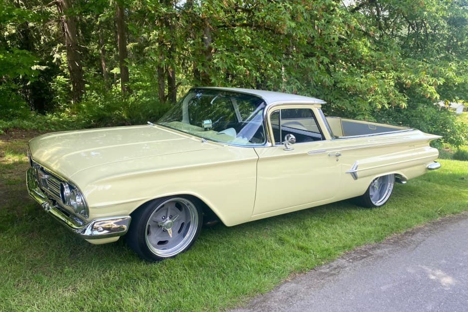 1960 Chevrolet El Camino sold for $34,250