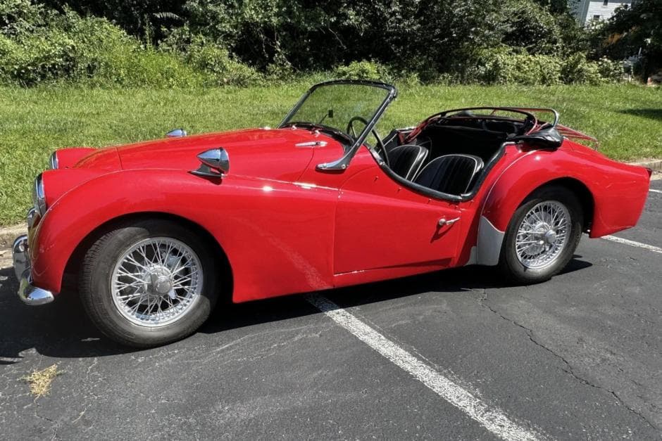 1958 Triumph TR3 sold for $8,100