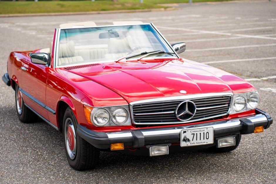 1976 Mercedes-Benz R107 SL sold for $31,250