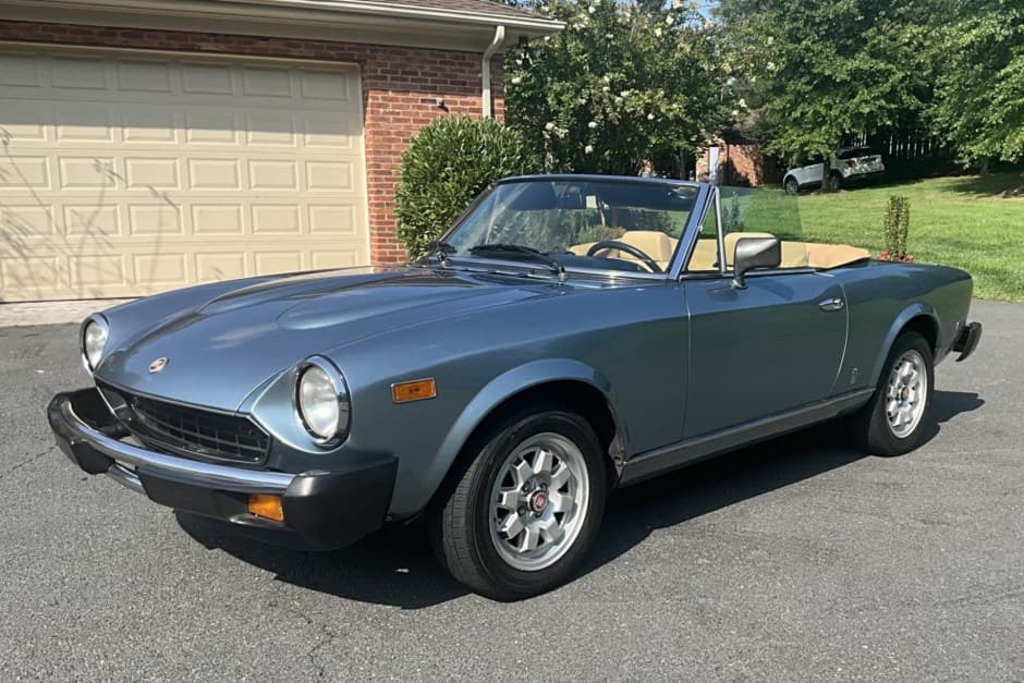 1982 Fiat 124 Spider (1966-1985) sold for $20,000
