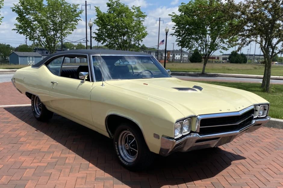 1969 Buick Gran Sport sold for $16,250