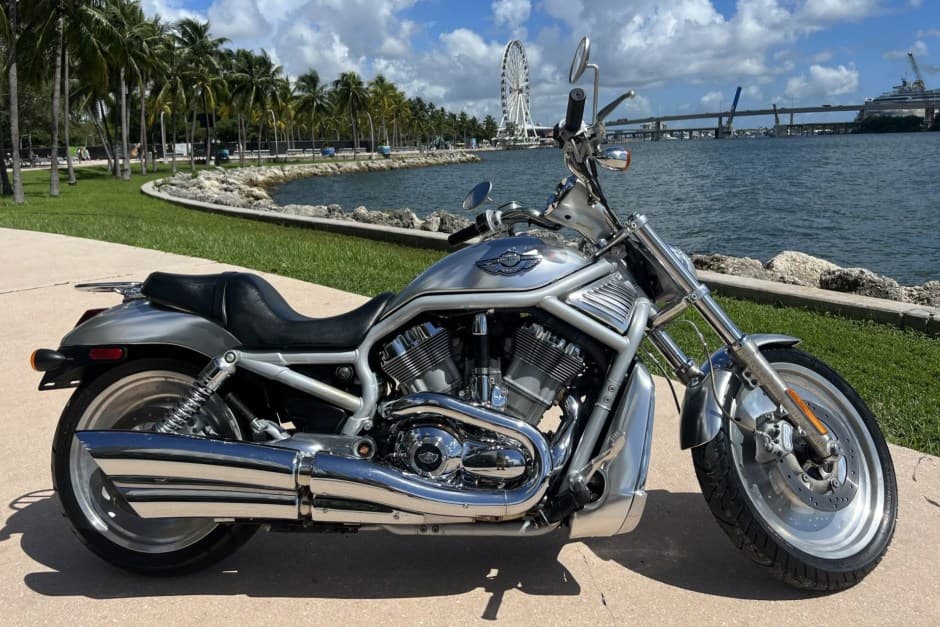2003 Harley-Davidson V-Rod sold for $6,000
