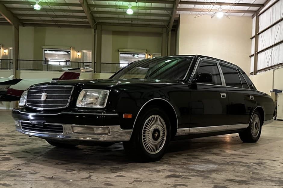 1997 Toyota Century sold for $17,500