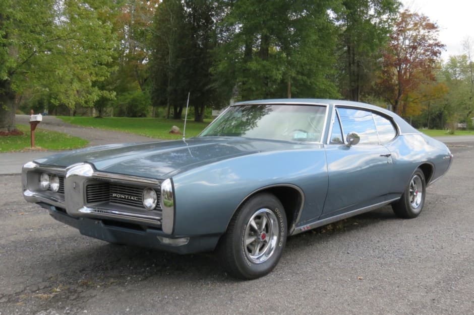 1968 Pontiac Tempest / LeMans sold for $11,000