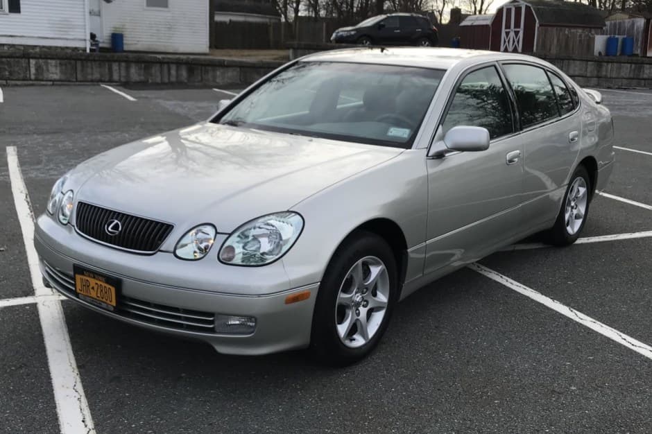 2001 Lexus GS sold for $15,800