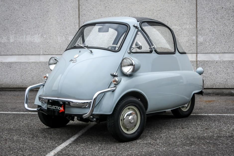 1956 BMW Isetta sold for $34,501