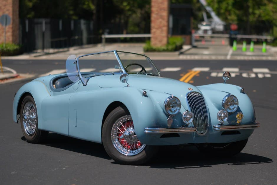 1954 Jaguar XK120 sold for $69,456