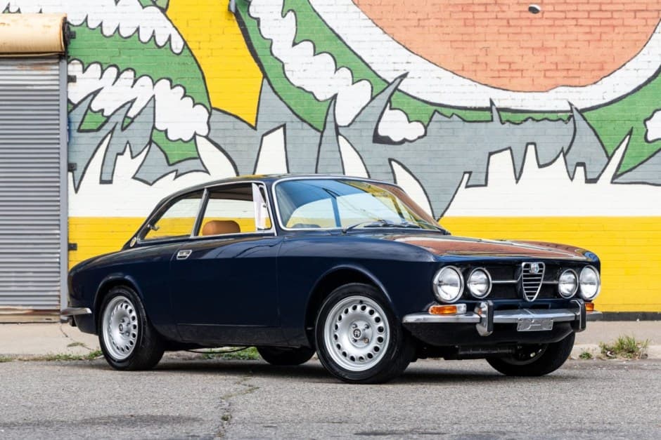 1970 Alfa Romeo 105/115 Series Coupe sold for $112,000