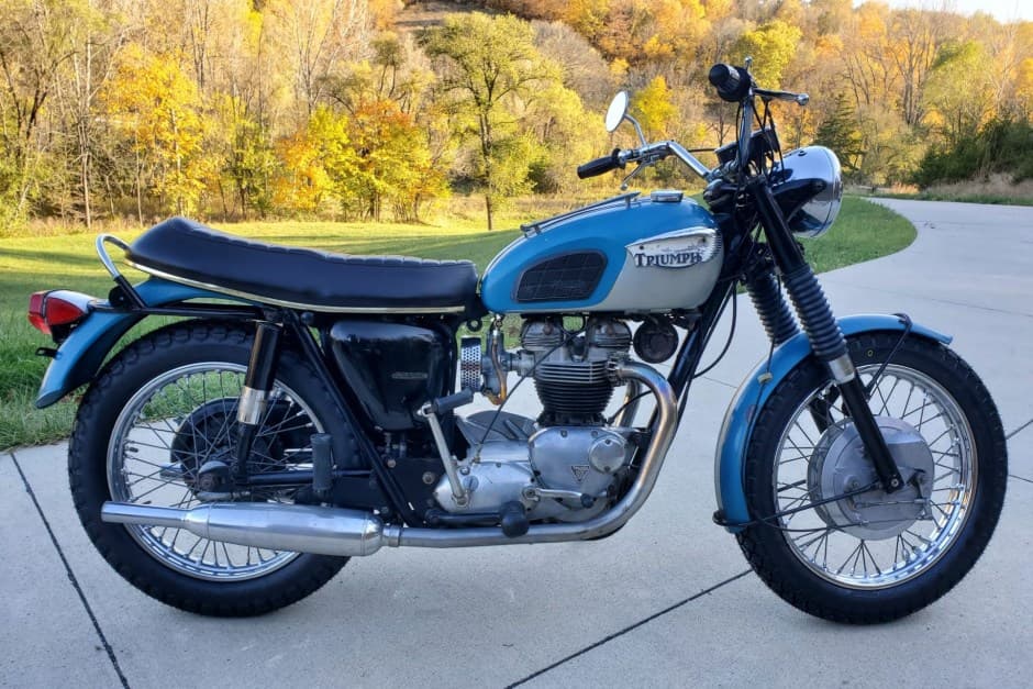 1968 Triumph Trophy sold for $6,800