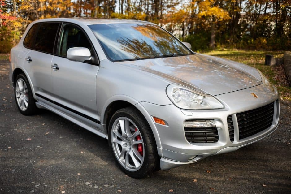 2009 Porsche 955/957 Cayenne (2003-2010) sold for $18,350