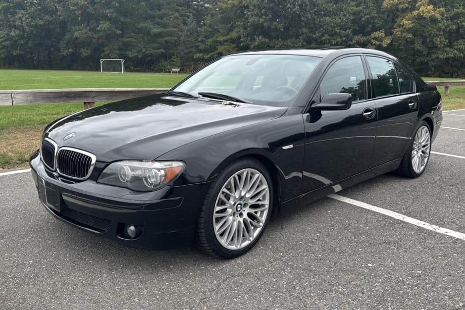 2007 BMW E65/E66 7-Series sold for $8,950