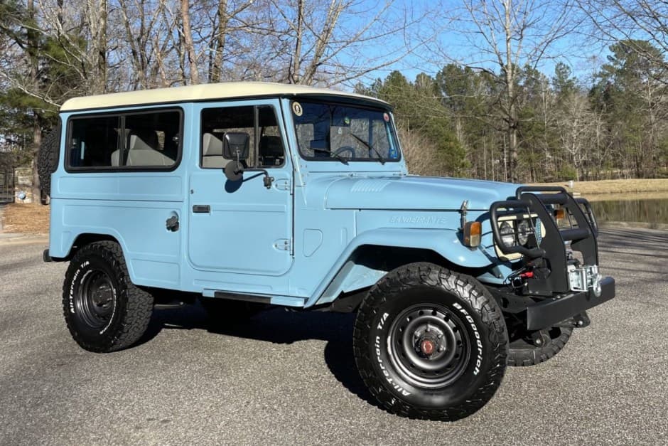 1992 Toyota Land Cruiser FJ40 sold for $40,250