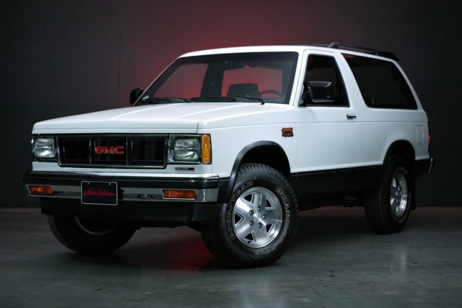 1985 GMC S-15 Jimmy sold for $18,250