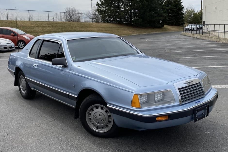 1984 Ford Thunderbird (1983-1988) sold for $4,500
