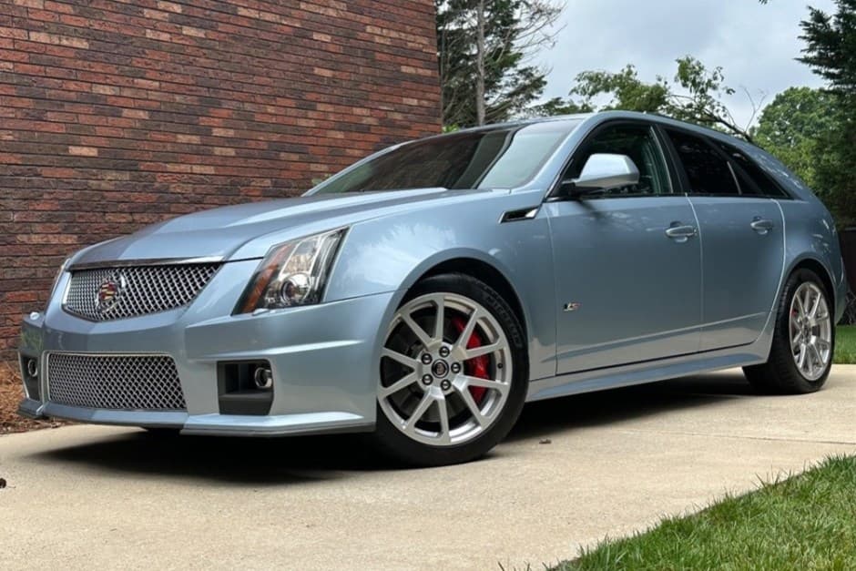 2013 Cadillac CTS & CTS-V sold for $67,000