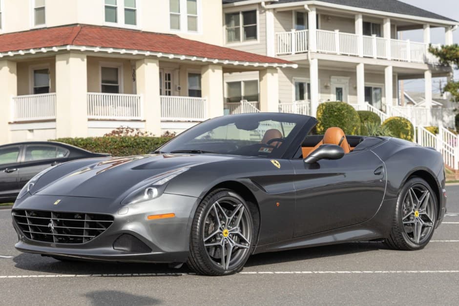 2017 Ferrari California sold for $134,500
