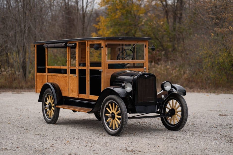 1925 Chevrolet Pickup (1918-1932) sold for $17,000