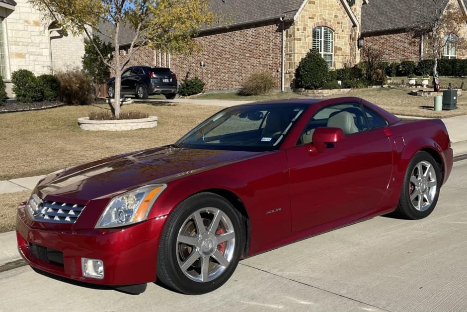 2008 Cadillac XLR sold for $18,250