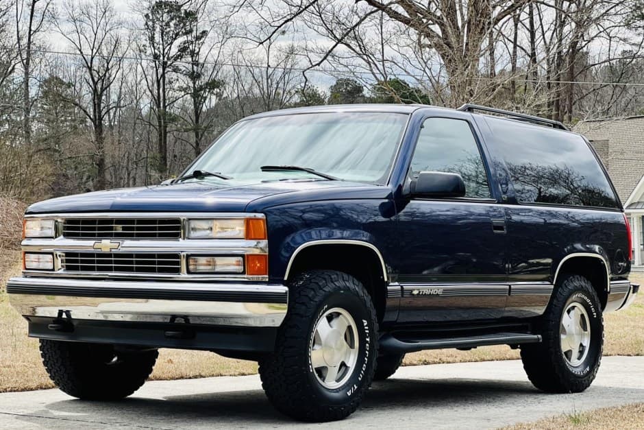 1999 Chevrolet Tahoe GMT400 sold for $26,500
