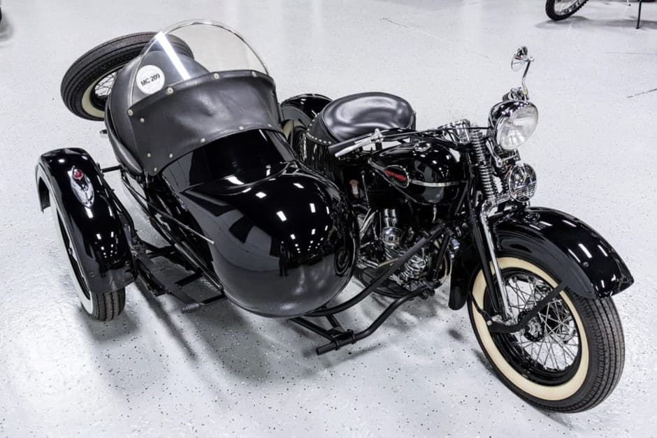1942 Harley-Davidson Big-Twin Flathead (1930-1948) sold for $26,500