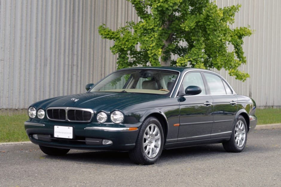 2004 Jaguar X350/X356/X358 XJ (2004-2009) sold for $4,500